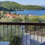 Apartment Skalopati &