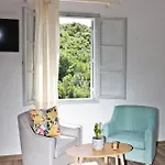 Apartment Skalopati &