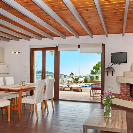 Skalopati & Apartmán Panormos (Skopelos)