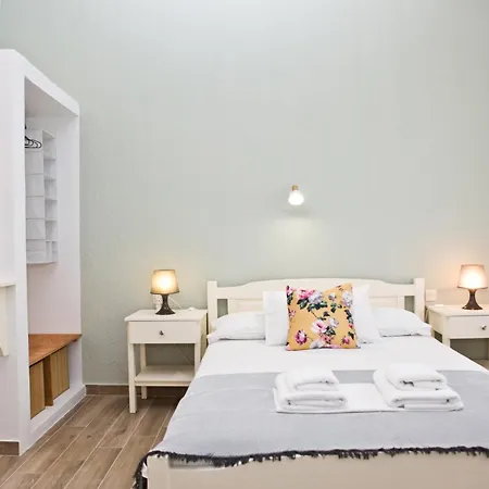 アパート Skalopati &