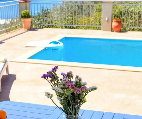 Apartment Skalopati &