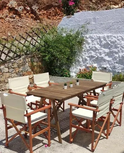 アパート Skalopati & *