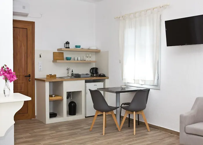 Apartment Skalopati & *