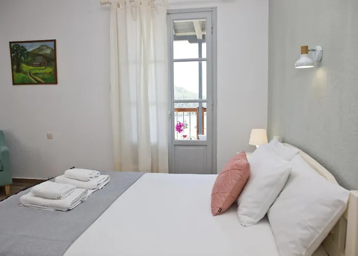 アパート Skalopati & *