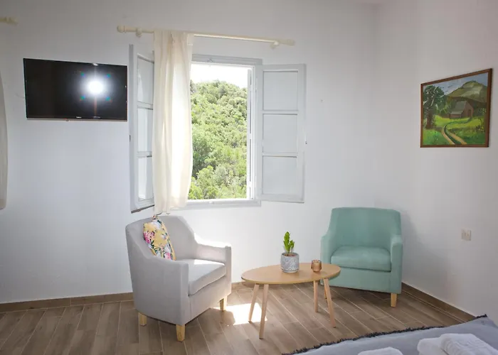 Skalopati & Apartment Panormos (Skopelos)